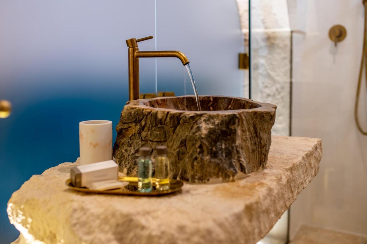 Готель Aroma Luxury Остуні Екстер'єр фото